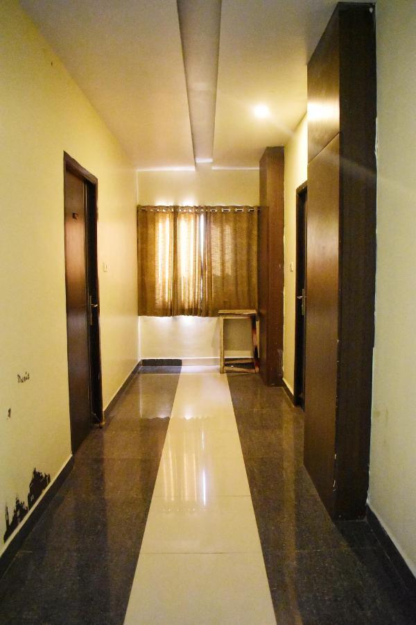 Skyotel Hotels & Banquets Vijayawada Exterior photo